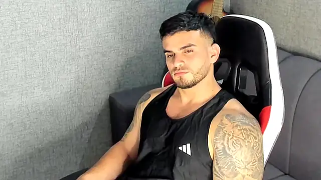 Ricardogo19 online show from 11/13/25, 07:40