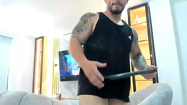 Ricardogo19 online show from 11/19/25, 08:53