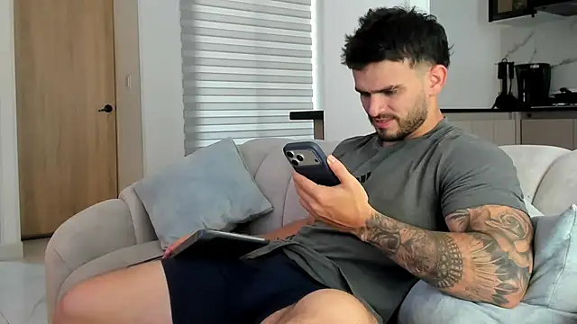 Ricardogo19 online show from 03/02/26, 02:13