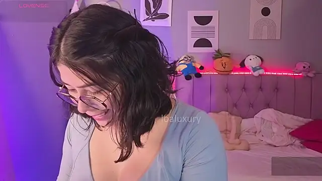 LoaLuxury online show from 04/09/26, 08:26