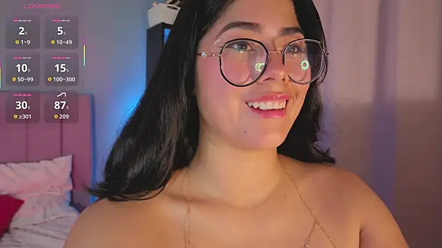 LoaLuxury online show from 11/21/25, 05:45