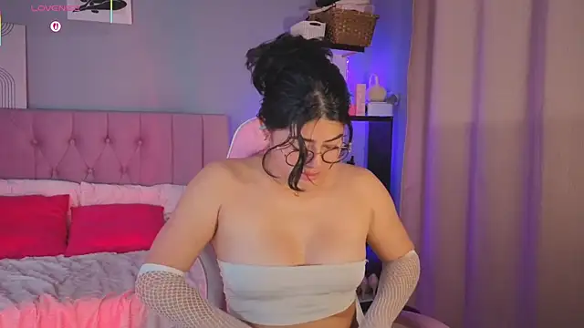 LoaLuxury online show from 12/18/25, 12:42