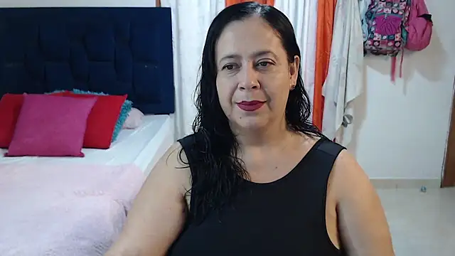 karlaton1977 online show from 10/13/25, 03:35