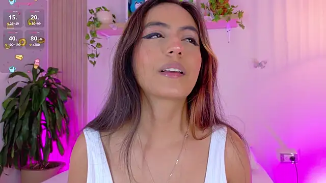 Snapshot of emily_bank chatting on 07/07/26, 08:23 emily bank online show from 07/07/26, 08:23