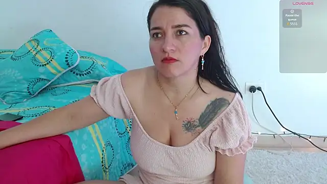 Emelyross  online show from 03/12/26, 10:58