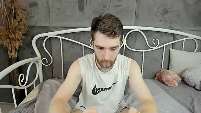 Snapshot of DexterDexx chatting on 12/02/24, 02:37 DexterDexx online show from 12/02/24, 02:37