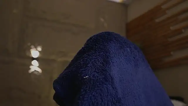 Logan Varela online show from 02/05/26, 01:18