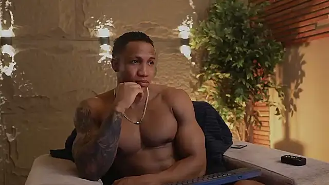 Logan Varela online show from 11/18/25, 09:07