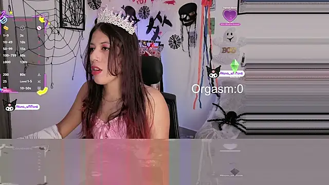 1Alana W online show from 10/31/25, 01:30