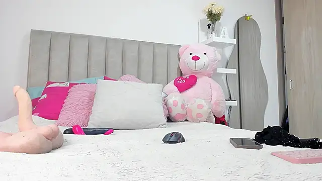 Queen Antonella Oficial online show from 03/21/26, 10:35