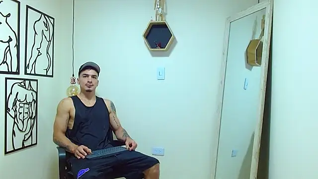 Big ValentinHunk online show from 12/21/25, 04:52