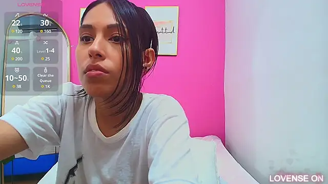 yourcuteneighbourr online show from 03/11/25, 09:13