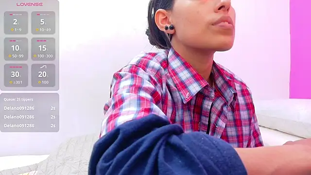 yourcuteneighbourr online show from 03/03/26, 04:52