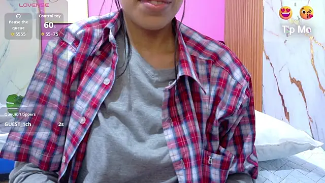 yourcuteneighbourr online show from 04/03/26, 03:02