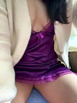 Snapshot of Hatasimi chatting on 01/09/26, 11:44 Hatasimi online show from 01/09/26, 11:44