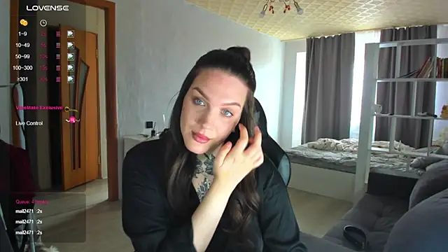 AizaRose online show from 04/15/26, 07:03