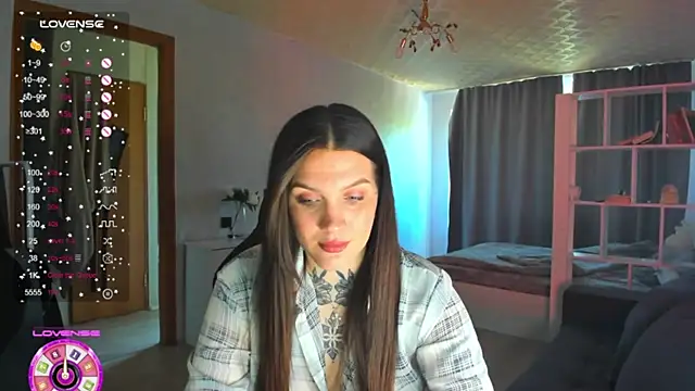 AizaRose online show from 05/14/26, 07:05