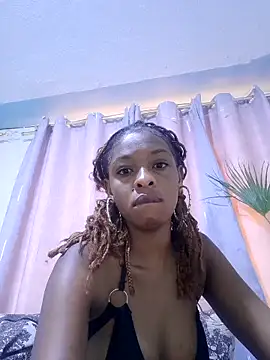 Snapshot of C-yoyo chatting on 03/02/25, 04:50 C-yoyo online show from 03/02/25, 04:50