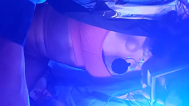 gurlnips online show from 10/06/25, 11:33