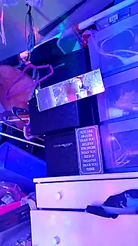 gurlnips online show from 10/25/25, 07:29