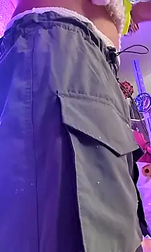 gurlnips online show from 11/15/25, 11:25