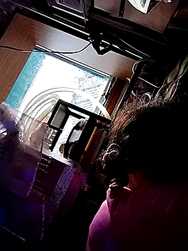 gurlnips online show from 10/09/25, 09:48