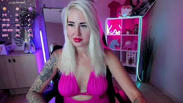 Snapshot of Mermaid_N chatting on 07/18/26, 01:36 Mermaid N online show from 07/18/26, 01:36