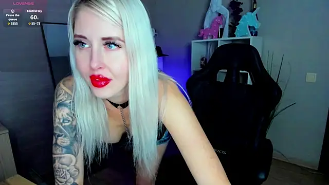 Mermaid N online show from 11/27/25, 01:39