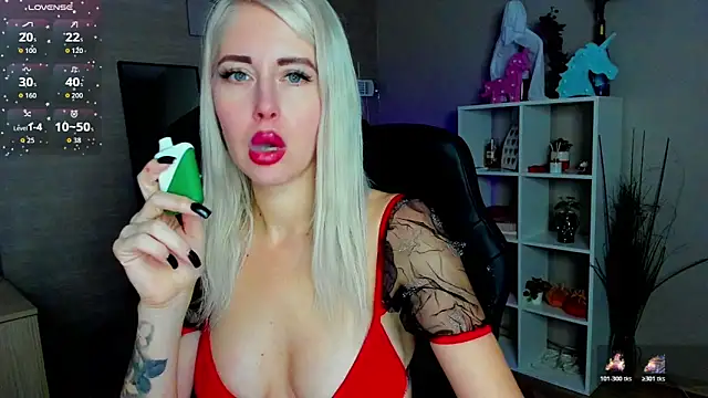 Mermaid N online show from 12/17/25, 02:27