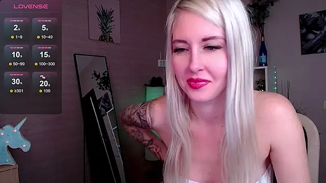 Snapshot of Mermaid_N chatting on 02/03/25, 04:57 Mermaid N online show from 02/03/25, 04:57