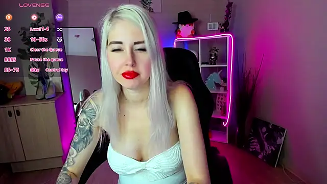 Mermaid N online show from 05/07/26, 01:32