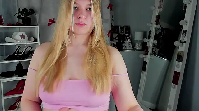 Rebecca Kelly online show from 01/15/26, 02:37