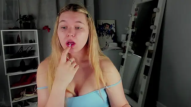 Rebecca Kelly online show from 01/13/26, 02:48