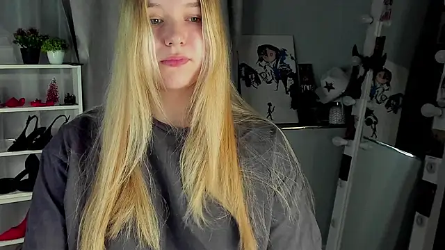 Rebecca Kelly online show from 12/20/25, 02:36