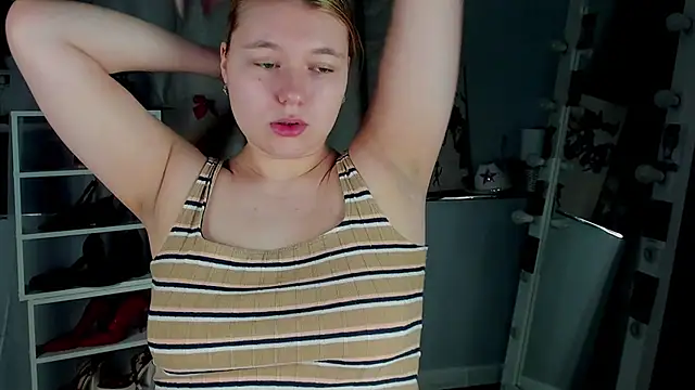 Rebecca Kelly online show from 01/08/26, 02:39