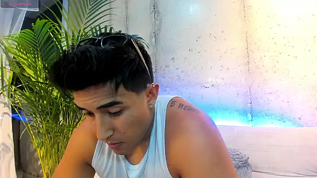 Alan greek 1 online show from 10/31/25, 03:14