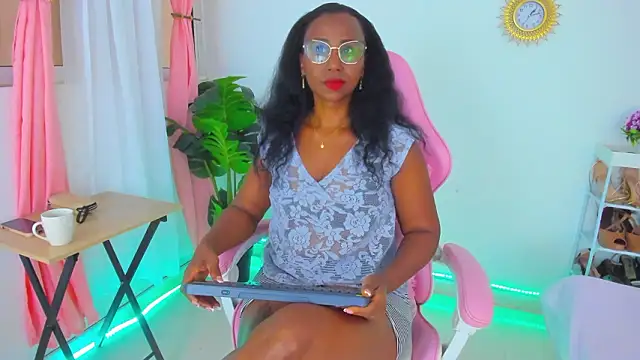 alexajhonson1012 online show from 03/12/26, 06:12