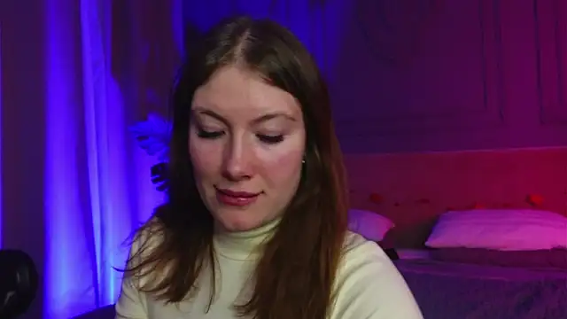 Liv Fay online show from 10/24/25, 02:27