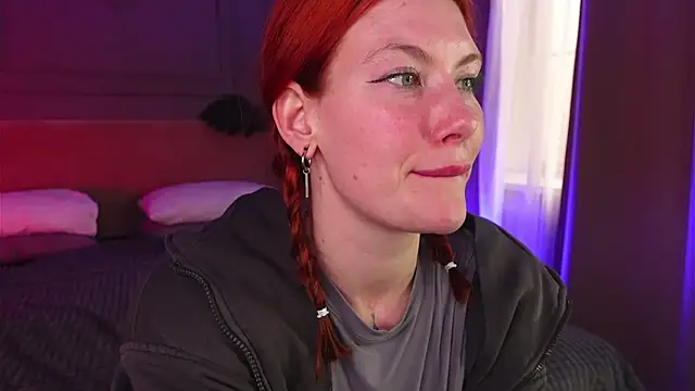 Liv Fay online show from 04/04/26, 02:34