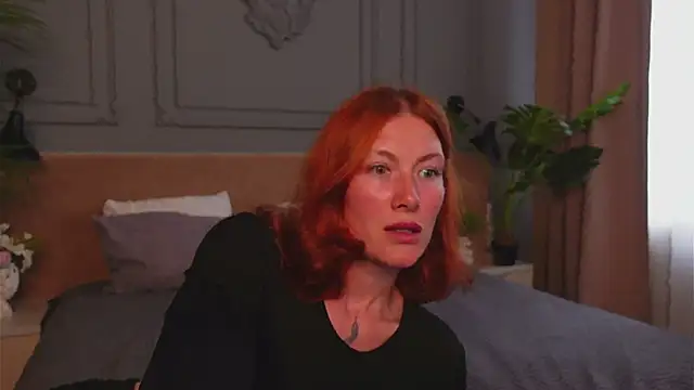 Liv Fay online show from 06/11/26, 01:41