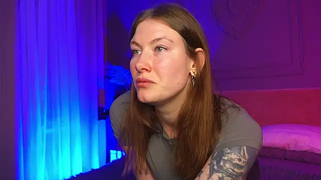 Snapshot of Liv_Fay chatting on 10/07/25, 05:58 Liv Fay online show from 10/07/25, 05:58