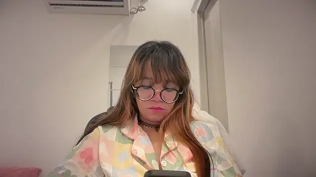 Pinkyrose111 online show from 05/05/26, 08:23