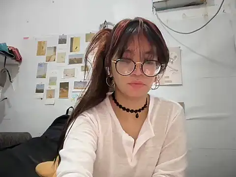 Pinkyrose111 online show from 11/23/25, 11:48