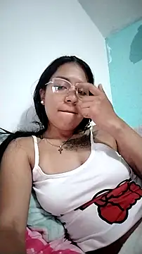 Tiphanydirty3 online show from 10/21/25, 05:51