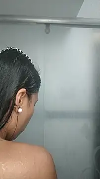 Tiphanydirty3 online show from 10/22/25, 04:17