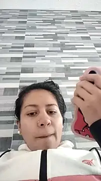 Tiphanydirty3 online show from 12/05/25, 05:00