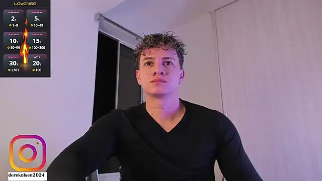 DerekOlsen online show from 10/19/25, 02:25