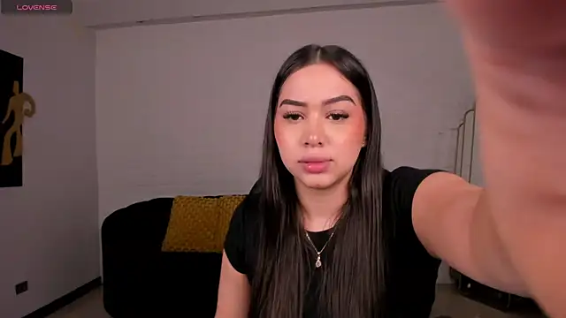 Snapshot of CelestePalmer_ chatting on 12/01/25, 08:37 CelestePalmer online show from 12/01/25, 08:37