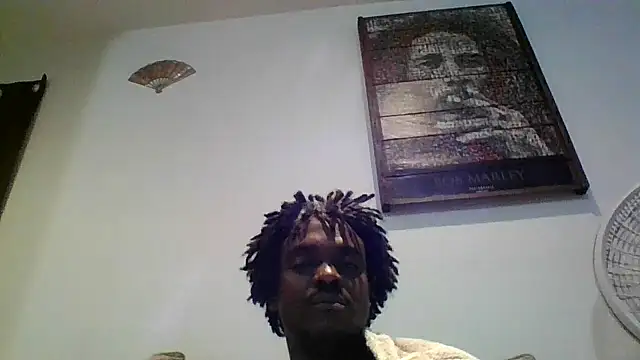 Hugedick0071 online show from 06/03/26, 07:53