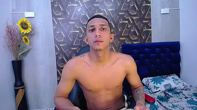 Snapshot of dominic_smith_ chatting on 03/30/26, 03:19 dominic smith online show from 03/30/26, 03:19
